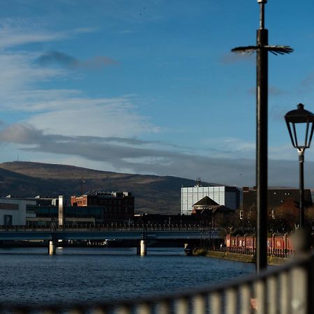 River Side Apartment, City Centre - Beautiful View And Free Parking! Belfast Extérieur photo